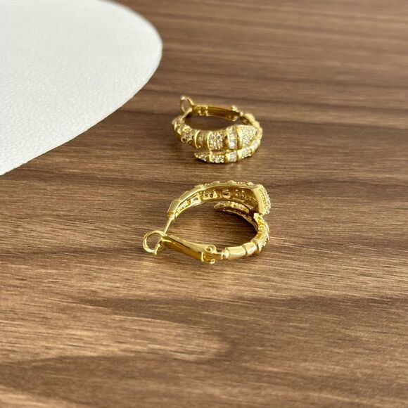 Gold Hoop Earrings Q185 - Picture 4 of 5